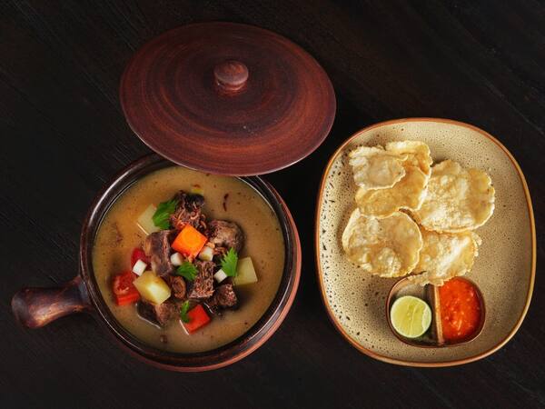 Paparempa Pererenan: Harga Menu, Jam Buka, Perlu Reservasi?