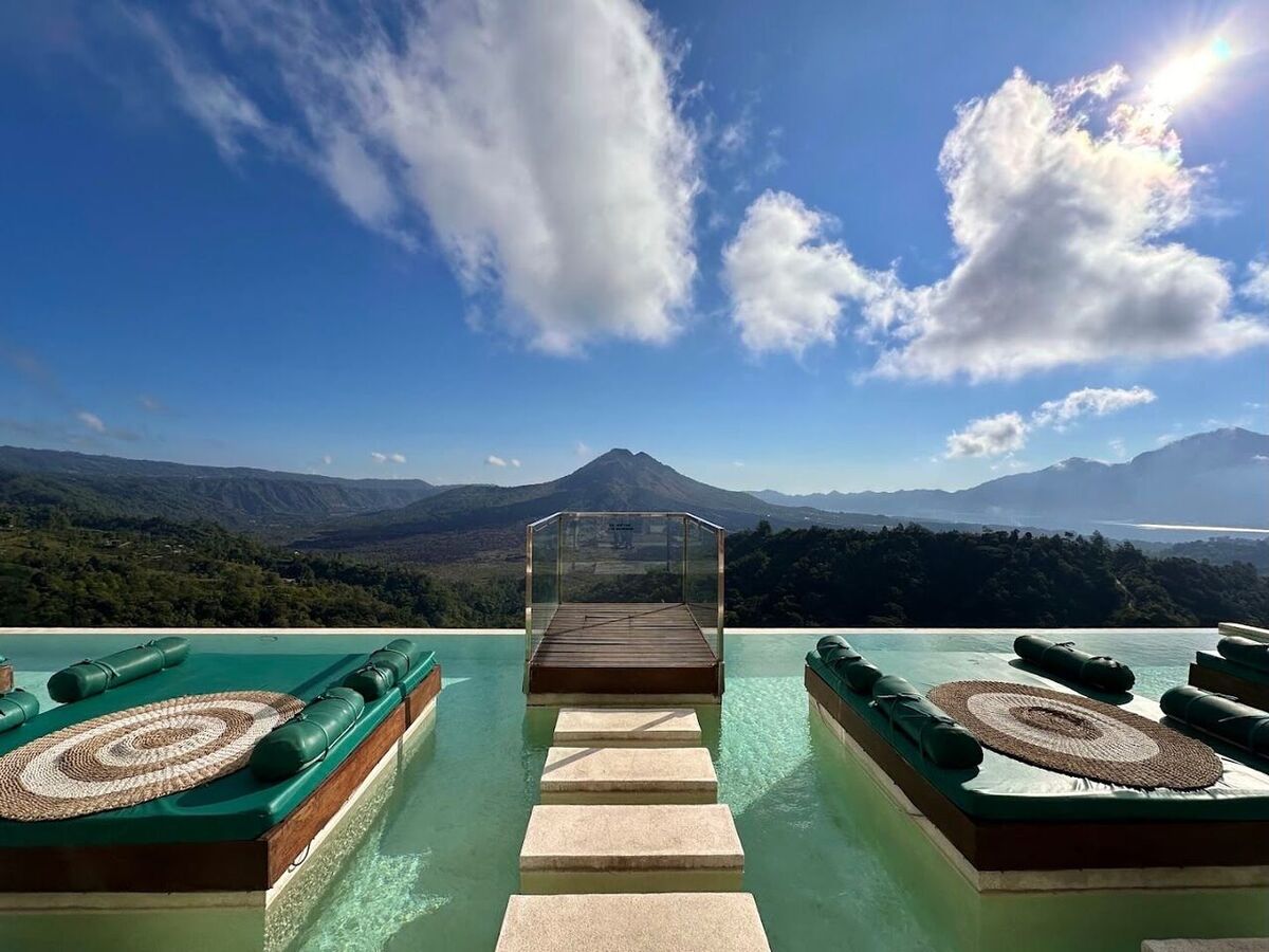 Paperhills Kintamani: A Tiered Café & Pool Club on the Rim of the Batur Caldera for Sunrise Breakfast