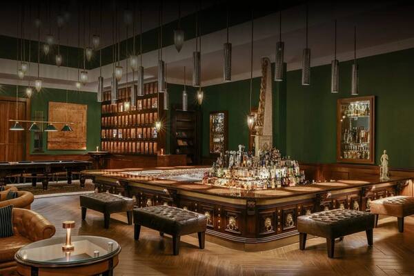 Pinstripe Bar Ubud: Cocktail Prices, Live Jazz and What You'll Spend