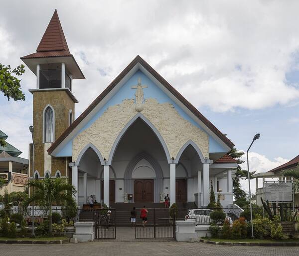 Puja Mandala Nusa Dua: Lima Rumah Ibadah dalam Satu Halaman, Gratis dan Cukup 45 Menit