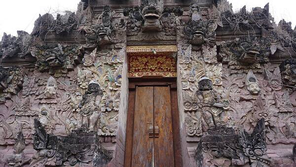 Pura Beji Sangsit: A Jewel of North Bali Baroque Carving in Buleleng