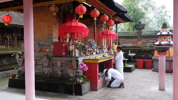 Pura Dalem Balingkang: A Bali–Chinese Love Story at the Foot of the Batur Caldera