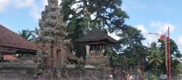 Pura Dalem Penunggekan, Bangli: Relief Karma Phala yang Dilewati Semua Orang