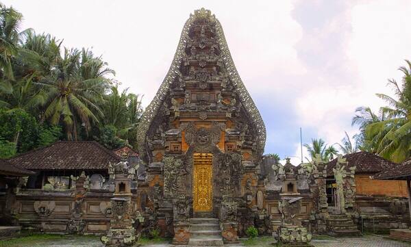 Pura Dalem Sidan, Gianyar: Membaca Relief Neraka di Pura Kematian Abad ke-17