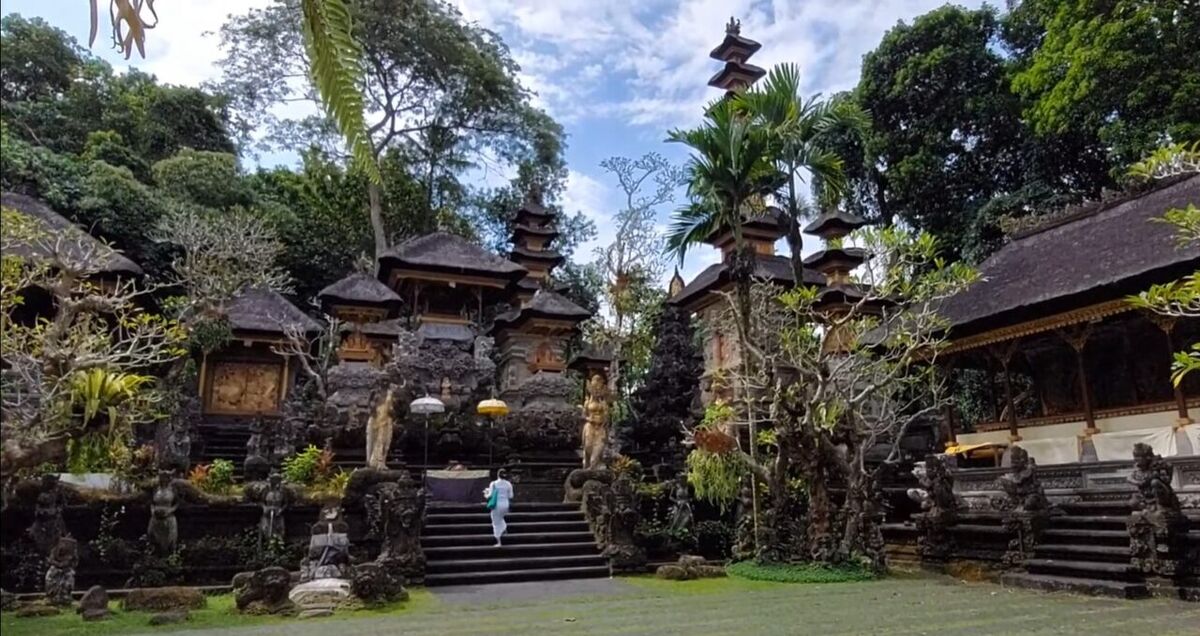 Pura Gunung Lebah, Ubud: The Ancient Temple Where Two Rivers Meet
