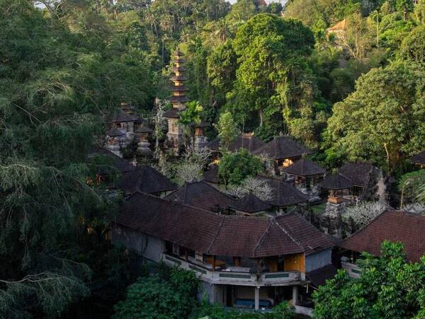 Pura Gunung Lebah Ubud: Pura Kuno di Pertemuan Dua Sungai yang Sering Dilewatkan