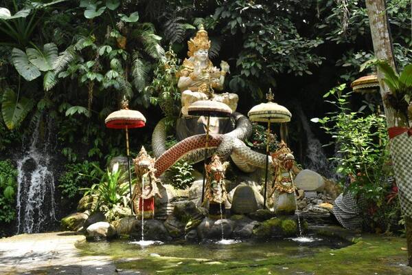 Pura Kedatuan Raksa Sidhi Jatiluwih: 7 Hal Sebelum Melukat