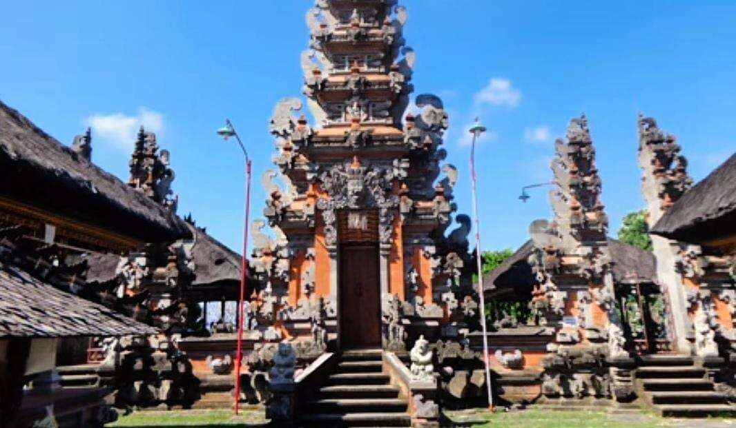 Pura Luhur Andakasa: Karangasem’s Quietest Sad Kahyangan Temple