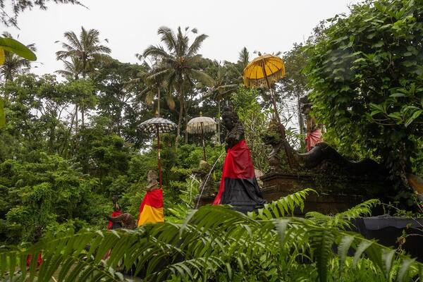 Pura Luhur Tamba Waras: Pura Penyembuhan yang Sunyi di Lereng Batukaru, Tabanan