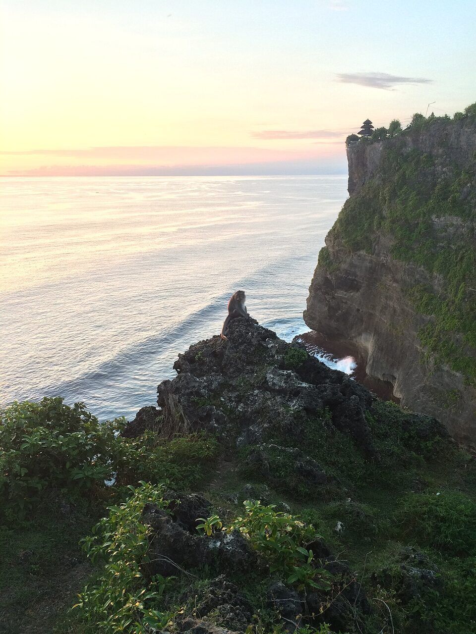 Pura Luhur Uluwatu: Clifftop Temple 70m Above the Sea & Sunset Kecak Dance