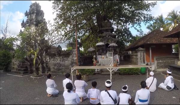 Pura Masceti, Gianyar: A Sad Kahyangan Temple on a Black-Sand Shore