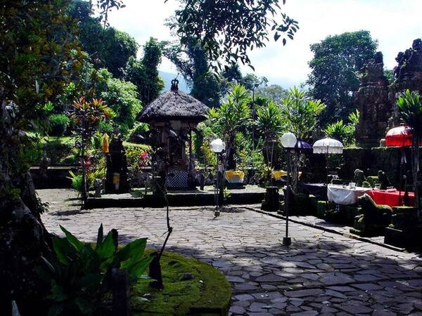 Pura Muncak Sari Tabanan: Tempat Memohon Jodoh di Lereng Batukaru