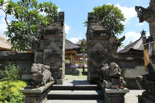 Pura Puseh Batuan: An Ancient Carved Temple in the Heart of Gianyar