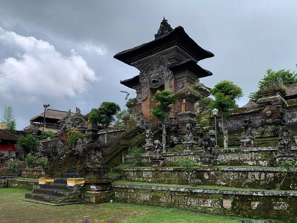 Pura Samuan Tiga, Bedulu: Permata Budaya Tersembunyi di Gianyar