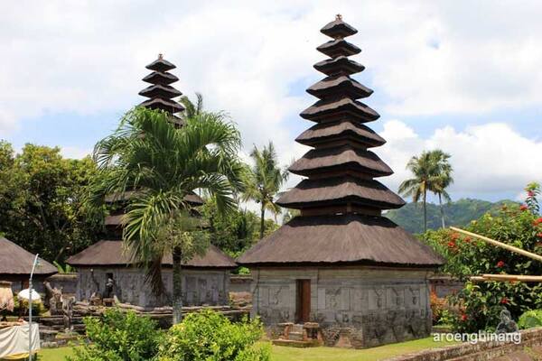 Pura Taman Sari Klungkung: Meru Tumpang 11 dan Hal yang Terlewat