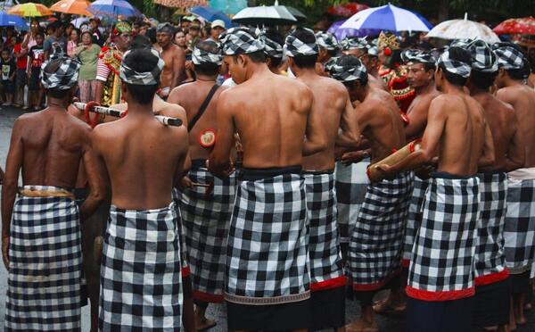 Puri Anyar Kerambitan, Tabanan: Istana yang Masih Dihuni dan Rumah Asal Tektekan