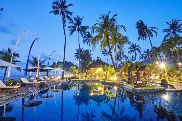 Puri Bagus Candidasa: Resor Serba-Vila di Pesisir Bali Timur