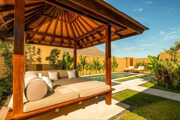 REVĪVŌ Wellness Resort Nusa Dua: Retreat Detoks & Yoga di Hutan Jati Sawangan