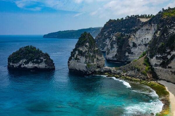 Rumah Pohon Molenteng Nusa Penida: Sunrise di Atas Panorama Thousand Island