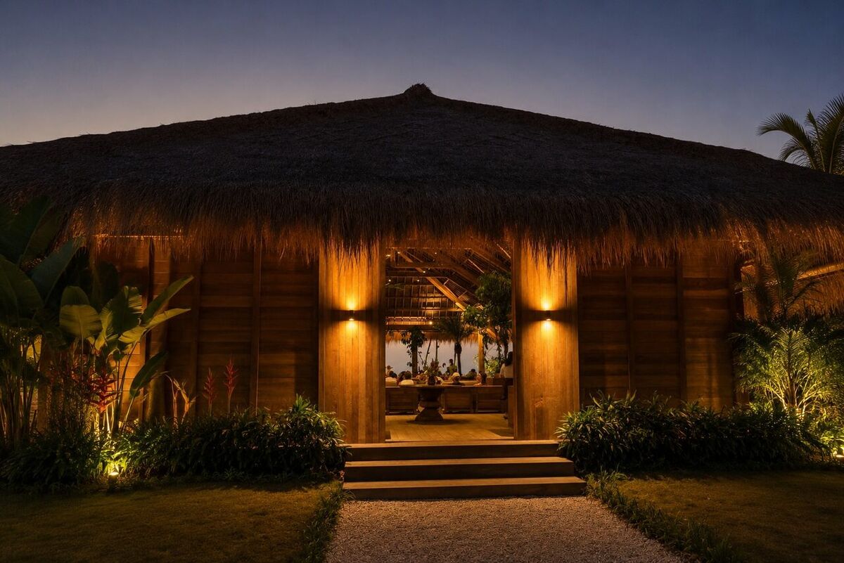 Saltwood Bingin Uluwatu: Oven, Garden & Fire on the Cliff, Open From Dawn