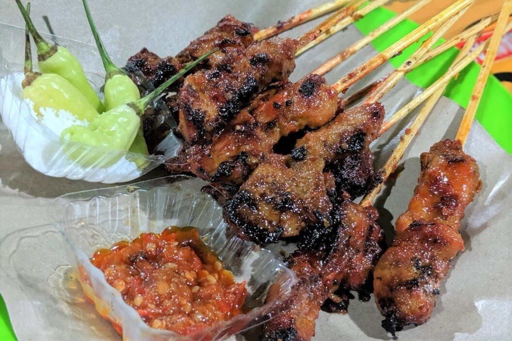 Sate Babi Bawah Pohon: Bali’s Legendary Pork Satay in Legian