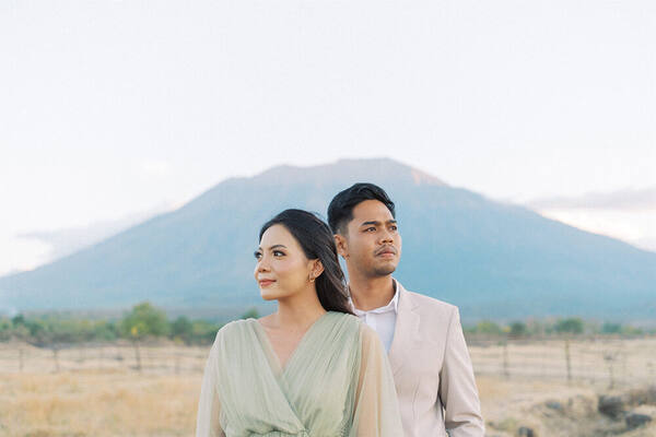 Savana Tianyar: Bukit Teletubbies Hijau di Kaki Gunung Agung