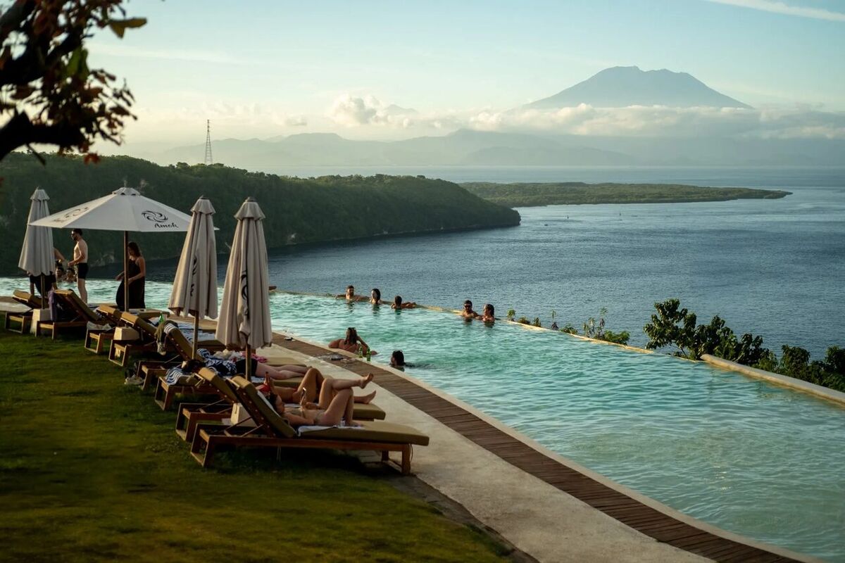 Before You Go to Amok Sunset Nusa Penida: Last Boat, Prices, Pools