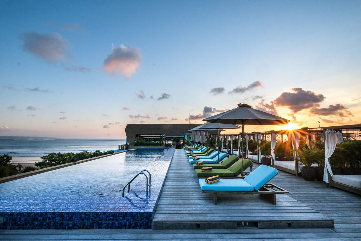 Before Kuta Social Club: Minimum Spend, Pool Access, Dress Code