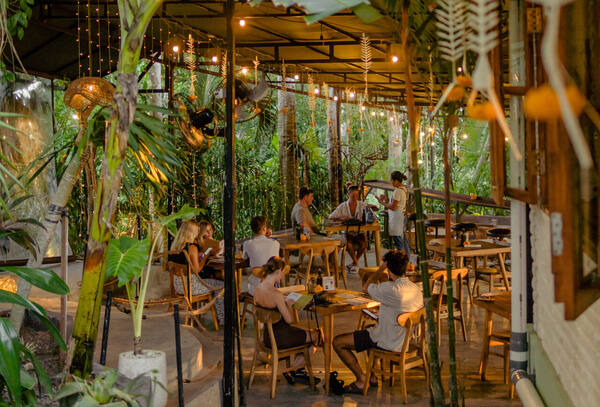 Sebelum ke Latin Party Rolling Fork Uluwatu: Tiket, Jam, Meja