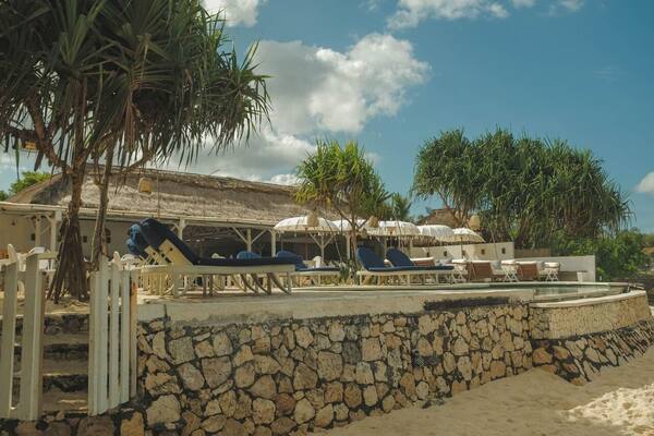 Sebelum ke Sandy Bay Beach Club Lembongan: Harga, Happy Hour, Kapal