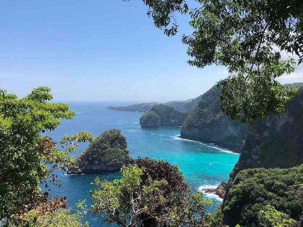 Seganing Waterfall, Nusa Penida: Air Terjun Tebing Paling Menantang di Penida