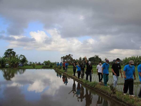 Sehari di Desa Wisata Aan Klungkung: Melukat, Trekking, Madu Kele