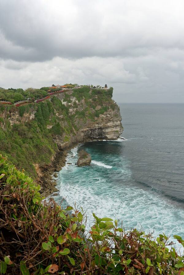 Single Fin Uluwatu: The Legendary Sunday Sunset Session