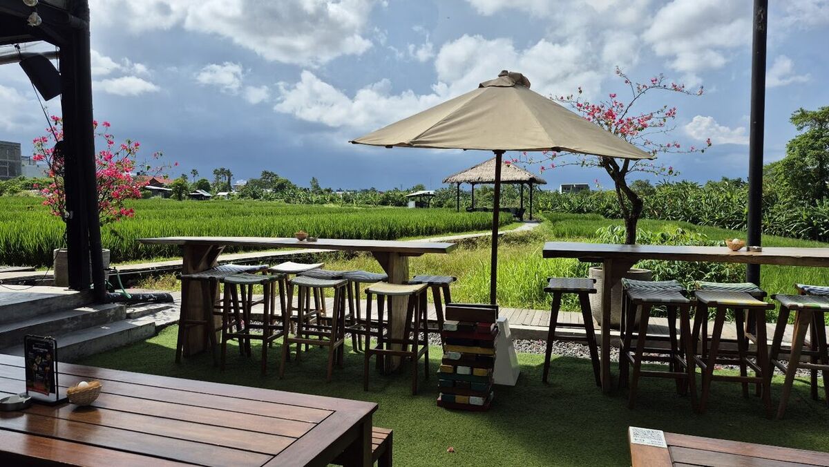 South+East Brewing Kerobokan: 24 Beer Taps, Hours, Prices