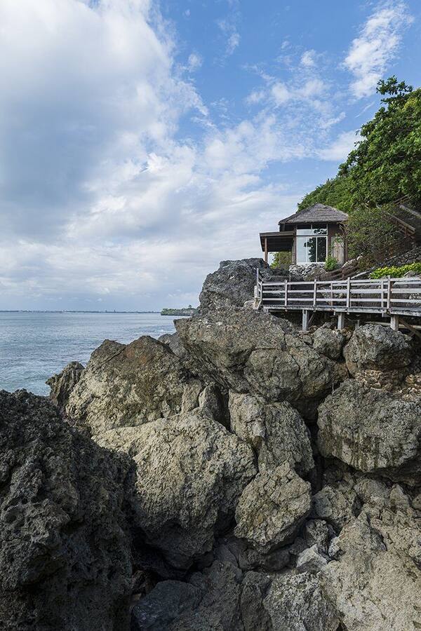 Spa on the Rocks di AYANA: Vila Spa Ikonik di Atas Karang Jimbaran