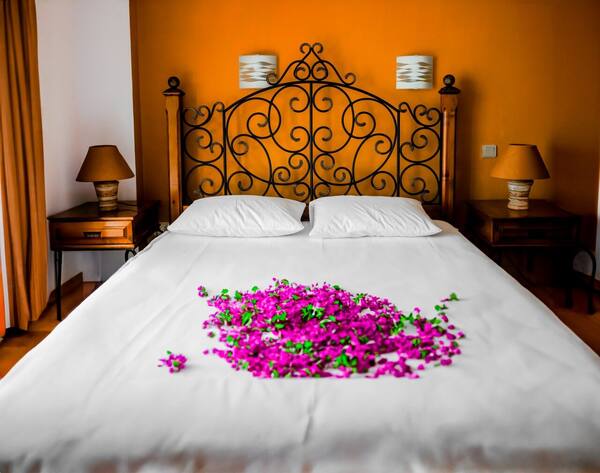 Staycation Akhir Pekan di Bali 2026: Cara Pilih Hotel, Waktu Booking Terbaik & Hemat dengan Voucher