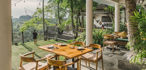 Sunset Bar The Sayan House Ubud: Jam, Harga, dan Kekurangannya