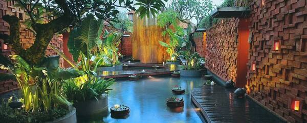 库塔 Taman Air Spa：被游客错过的“水上花园”日间水疗