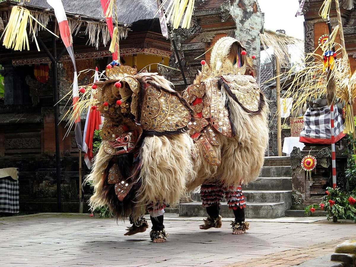 Barong & Kris Dance in Batubulan: A Sacred Performance Every Morning