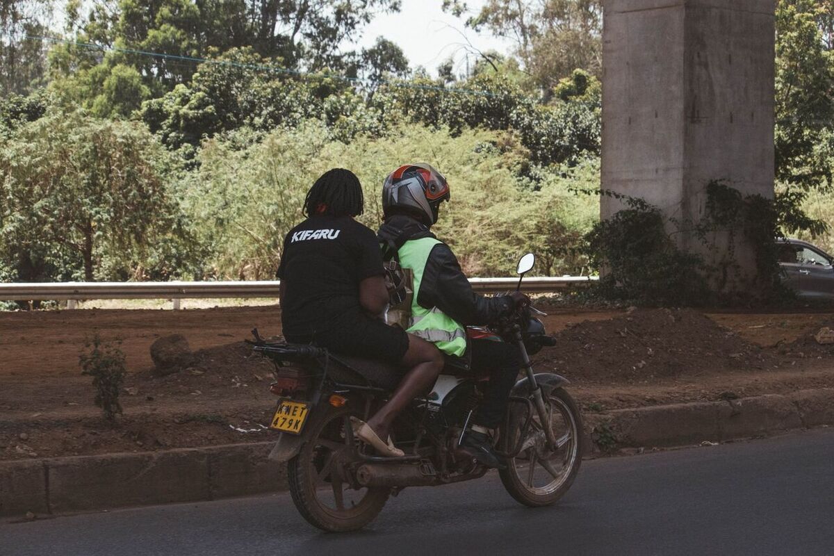 Grab en Gojek tarieven in Bali 2026: hoeveel per km?
