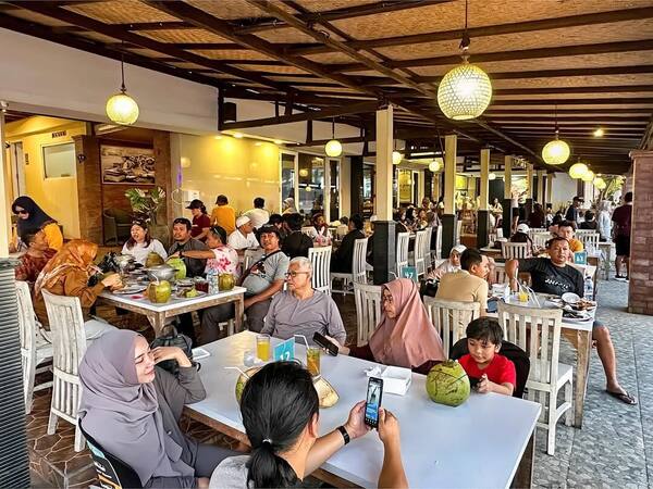 Tepi Pantai Bali Kedonganan: Seafood Mulai Rp80 Ribu, Cek Ini Dulu