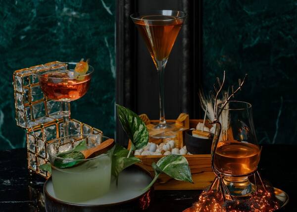 The Mailroom Canggu: Speakeasy Berkunci di Berawa — Jam Buka, Harga Cocktail & Cara Reservasi