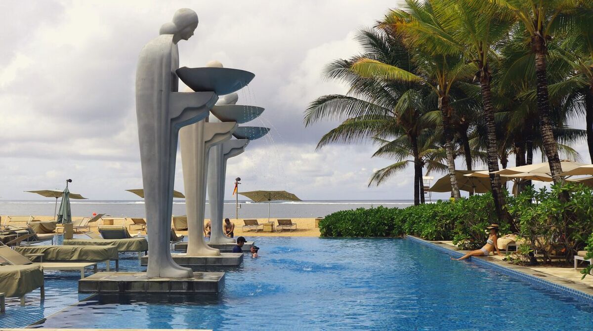The Mulia, Mulia Resort & Villas Nusa Dua: Beachfront Luxury on Geger Beach