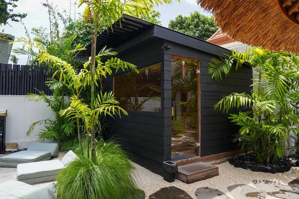 The Path Yoga Center, Pererenan: Kelas Yoga Harian & Ruang Recovery Sauna di Canggu