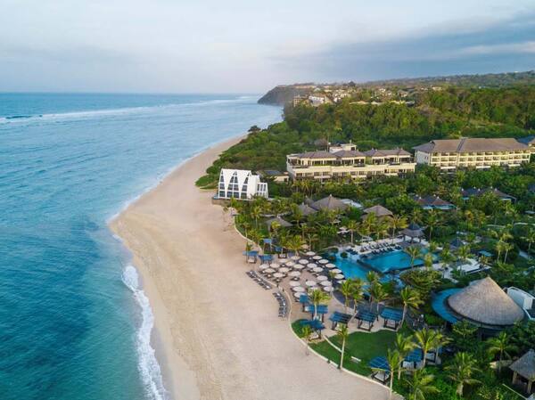 The Ritz-Carlton Bali, Nusa Dua — Resor Tebing & Pantai di Sawangan