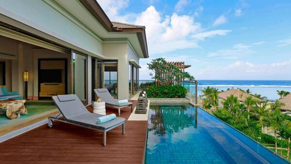 The Ritz-Carlton Bali, Nusa Dua — Resor Tebing & Pantai di Sawangan