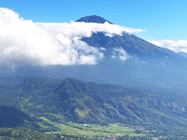 Trek Sunrise Gunung Agung, Karangasem