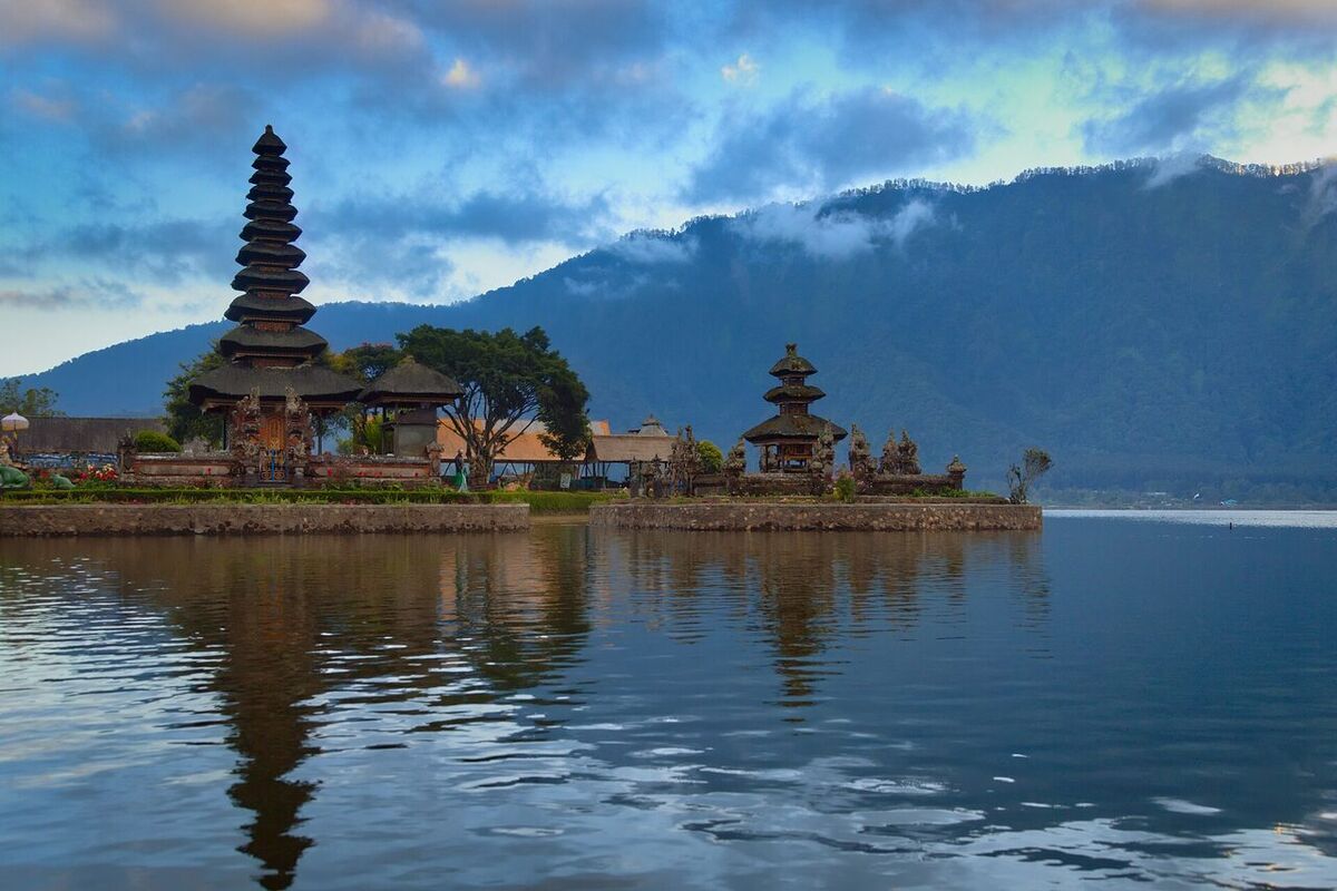 Trekking Gunung Catur: The Silent Temple at 2,096m Above Bedugul