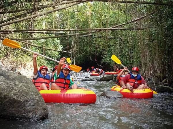 Tubing Tukad Jinah Manduang: Rute Setengah Hari dari Sidemen