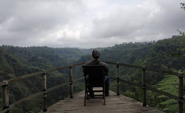 Tukad Melangit, Bangli: Ngarai Sungai Tersembunyi untuk Petualang Sejati